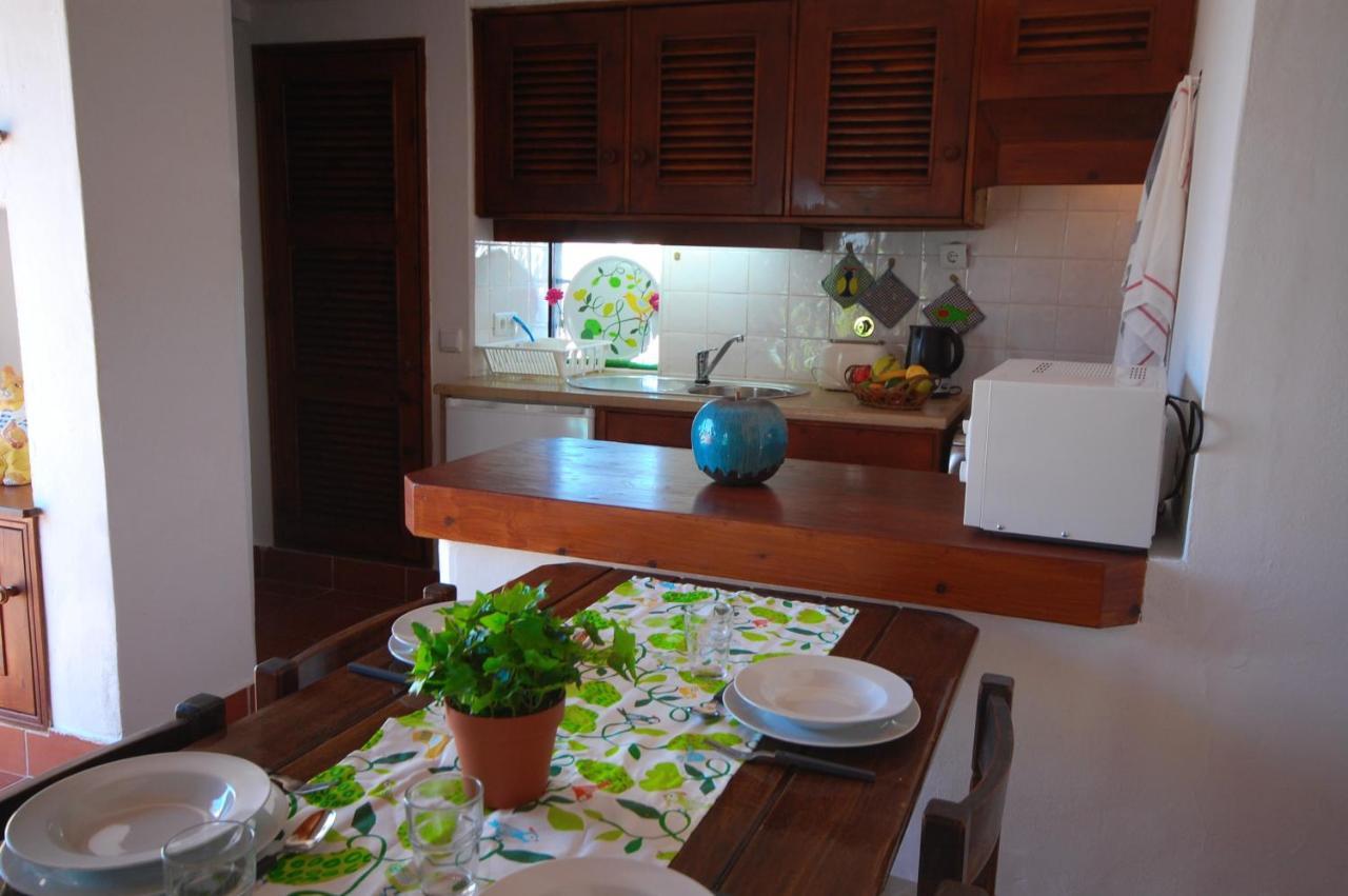Villa Jacaranda - 550M From The Beach - Free Wifi - By Bedzy Albufeira Eksteriør billede